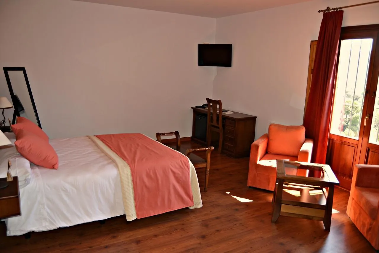 Hotel Rural El Moral El Almicerán