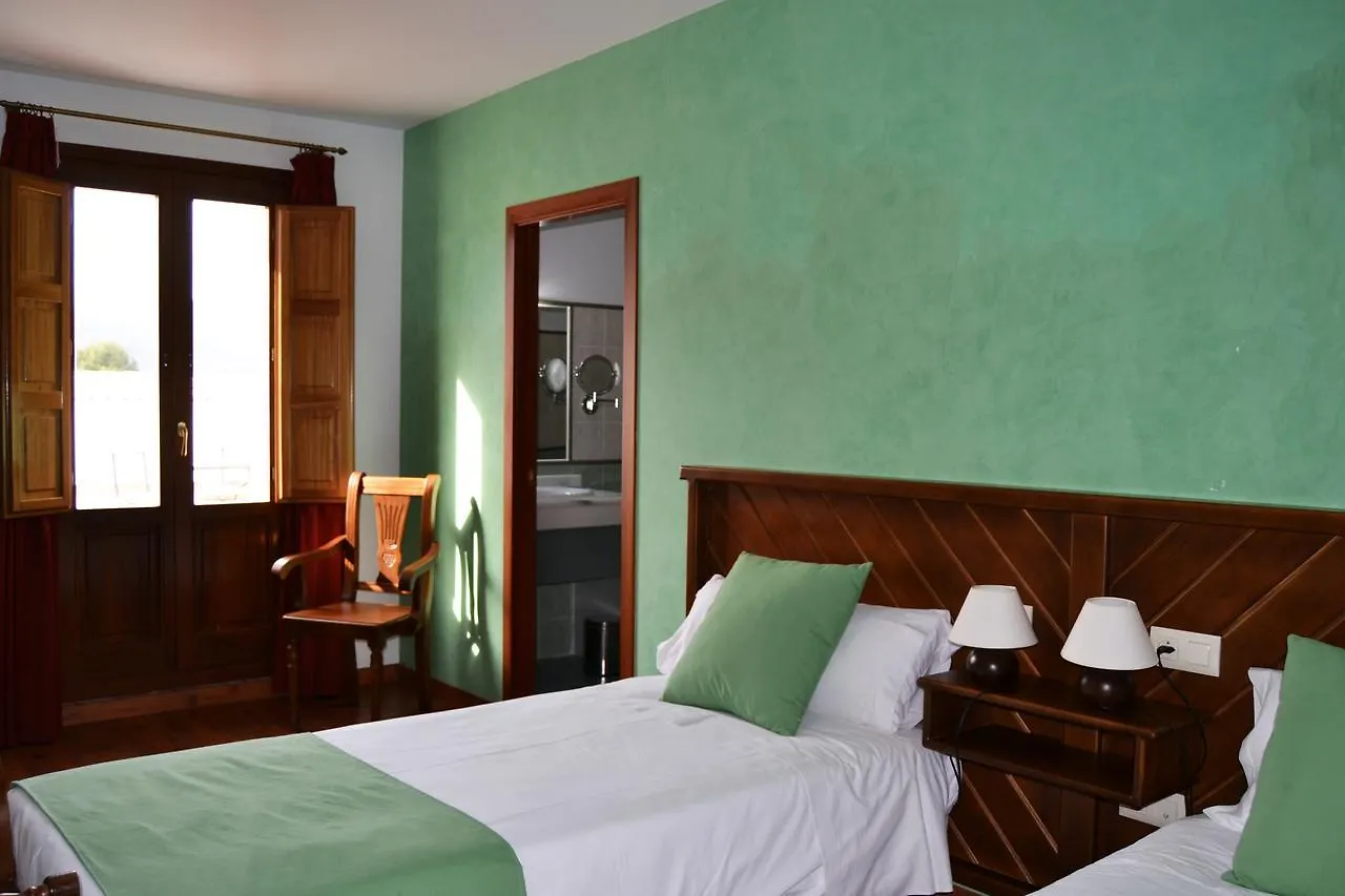 Hotel Rural El Moral El Almicerán